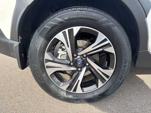 Used 2024 Subaru Crosstrek 2.0i Premium w/ Crosstrek Mirror Package image 9