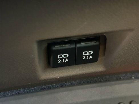 Used 2023 Lexus GX 460 Premium image 24