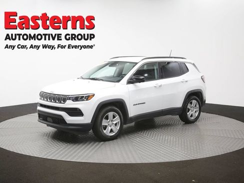 Used 2022 Jeep Compass Latitude w/ Convenience Group FWD image 56