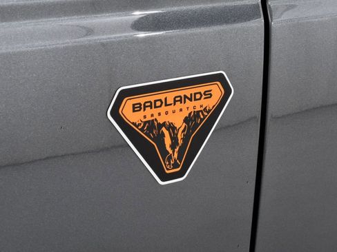 New 2025 Ford Bronco Badlands image 23