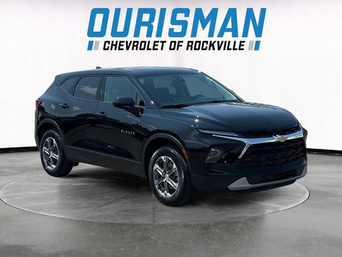 Used 2026 Chevrolet Blazer LT FWD image 1