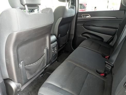 Used 2014 Jeep Grand Cherokee Laredo w/ Quick Order Package 23E AWD/4WD image 23