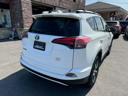 Used 2016 Toyota RAV4 XLE AWD/4WD image 14