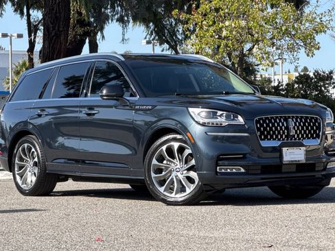 Used 2023 Lincoln Aviator Grand Touring w/ Equipment Group 301A image 2