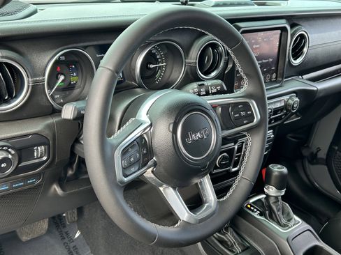 Certified 2023 Jeep Wrangler Sahara image 21