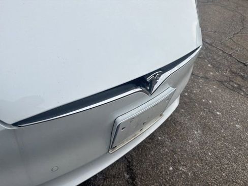 Used 2019 Tesla Model S Long Range image 3