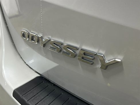 New 2026 Honda Odyssey EX-L image 6