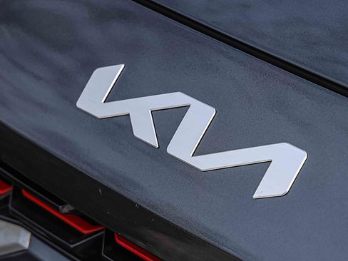 Certified 2023 Kia Forte GT-Line w/ GT-Line Premium Package image 32