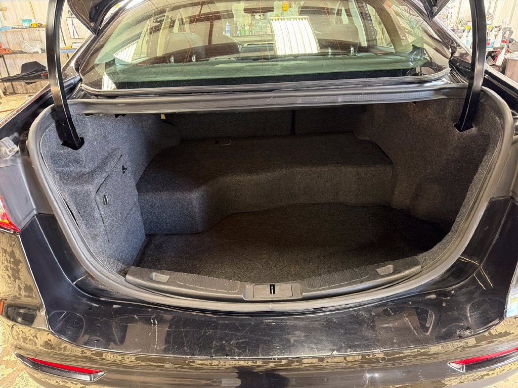 Used 2019 Ford Fusion SE FWD image 22