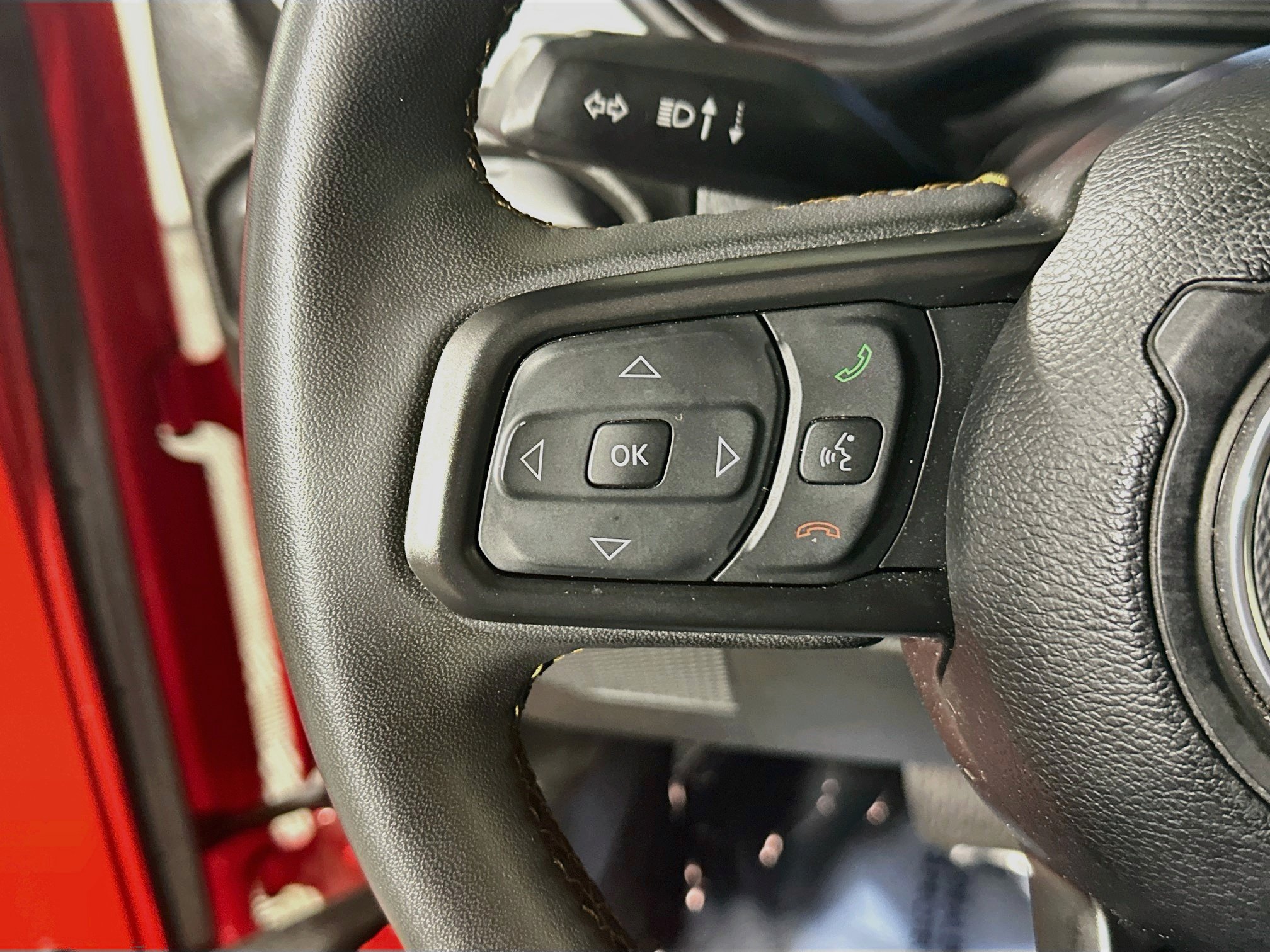Used 2024 Jeep Gladiator Sport AWD/4WD image 16