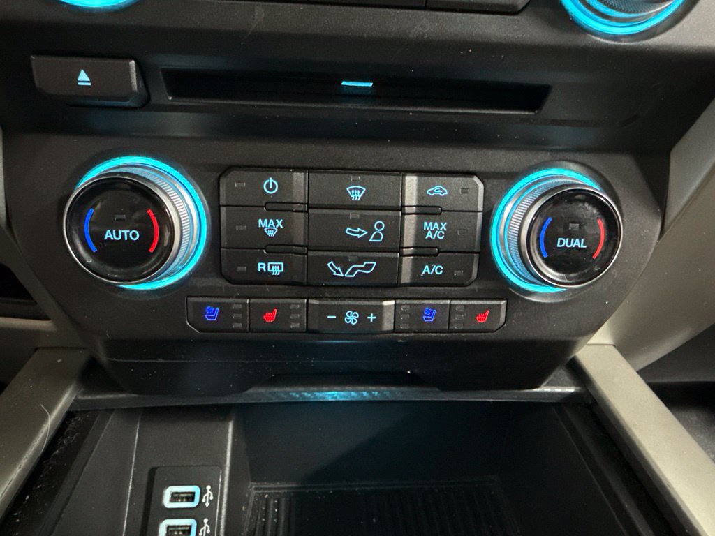 Used 2018 Ford F150 Lariat w/ Equipment Group 502A Luxury AWD/4WD image 27
