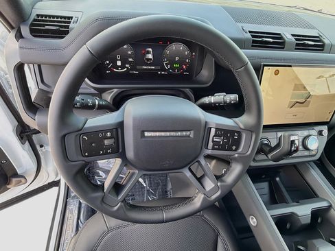 New 2026 Land Rover Defender 110 S AWD/4WD image 39