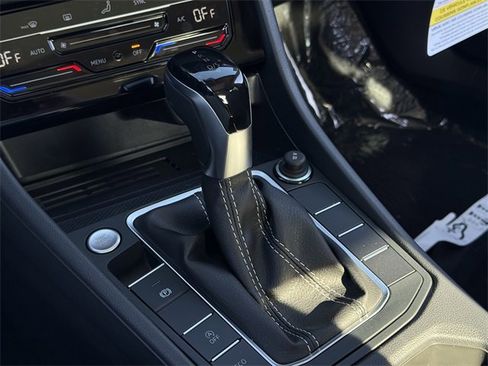 New 2026 Volkswagen Jetta SE image 20