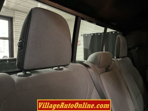 Used 2021 RAM 1500 Lone Star image 36
