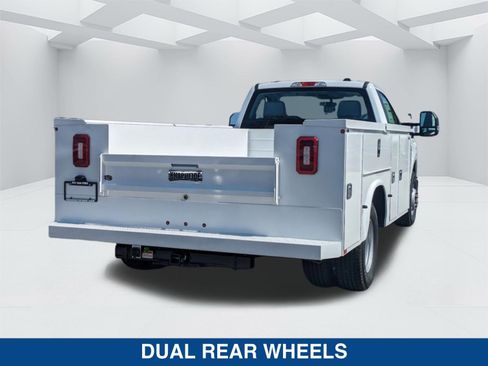 New 2024 Ford F350 XL w/ XL Chrome Package image 5