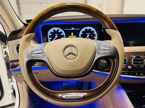 Used 2016 Mercedes-Benz S 550 4MATIC Sedan image 20