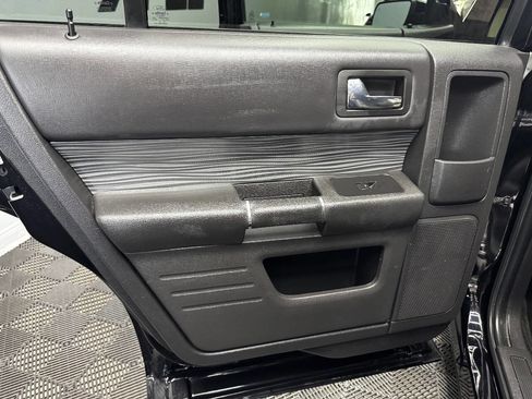 Used 2018 Ford Flex SEL w/ Equipment Group 202A image 44