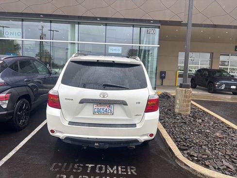 Used 2008 Toyota Highlander Sport AWD/4WD image 4