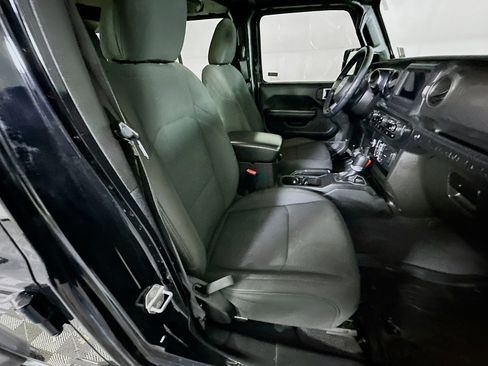 Used 2021 Jeep Wrangler Willys image 27