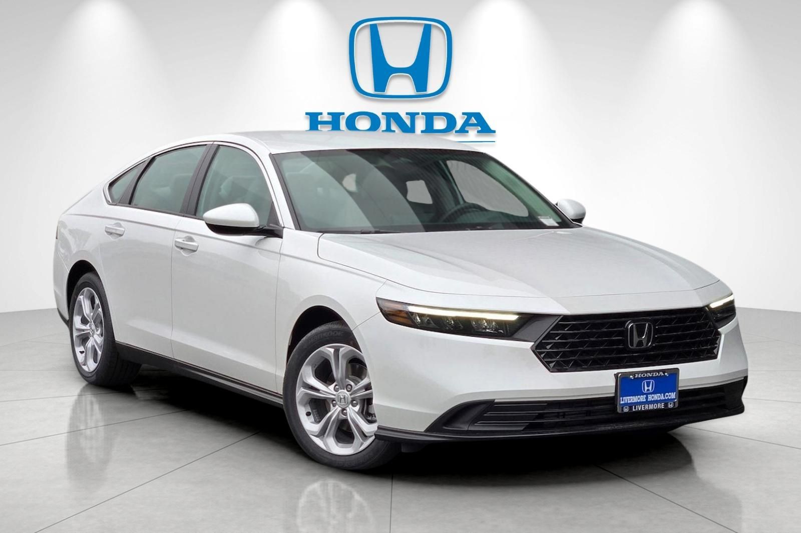 New 2026 Honda Accord LX image 3