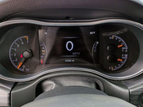 Used 2020 Jeep Grand Cherokee Limited image 19