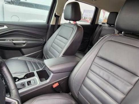 Used 2017 Ford Escape Titanium w/ Equipment Group 301A image 5