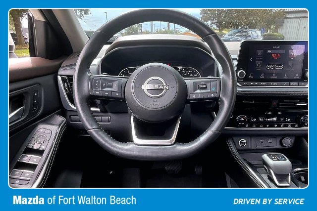 Used 2022 Nissan Rogue SL FWD image 8