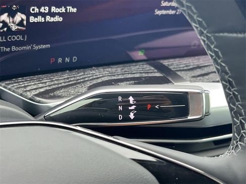 New 2026 Cadillac Escalade IQ Luxury 1 image 16