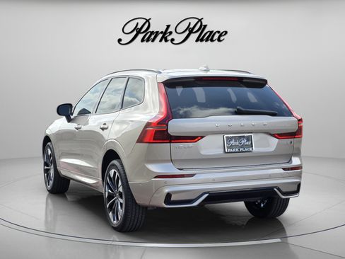 Used 2026 Volvo XC60 B5 Plus w/ Protection Package Premier AWD/4WD image 3