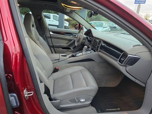 Used 2011 Porsche Panamera 4 image 11