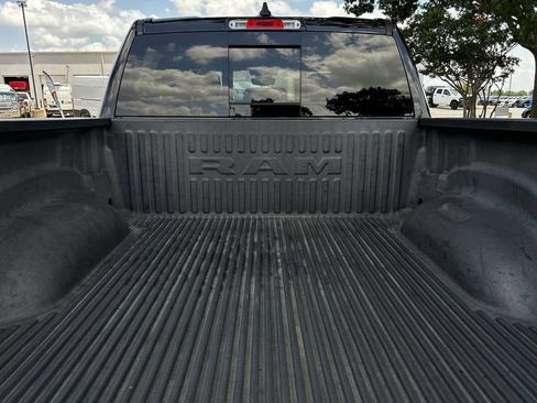 Used 2022 RAM 1500 Big Horn AWD/4WD image 33