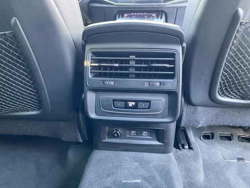 Used 2021 Audi Q8 Premium w/ Convenience Package image 30