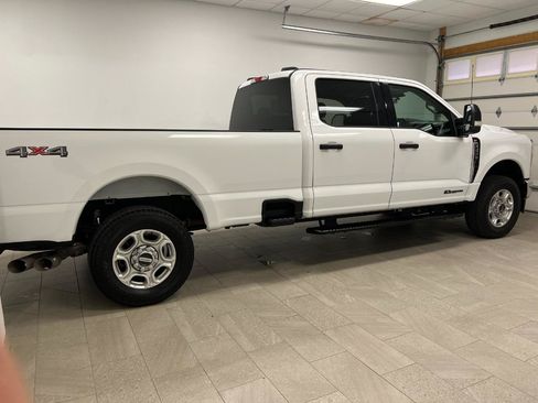 Used 2026 Ford F250 XLT AWD/4WD image 13