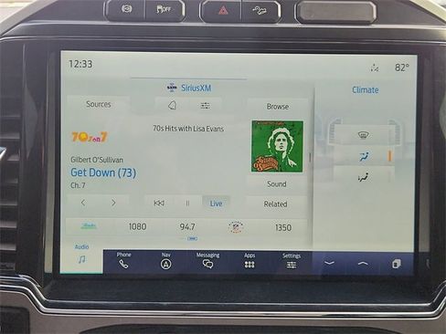 Used 2022 Ford F250 Lariat w/ Black Appearance Package image 13