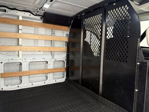 Used 2023 Ford Transit 250 Low Roof AWD w/ Exterior Upgrade Package image 16