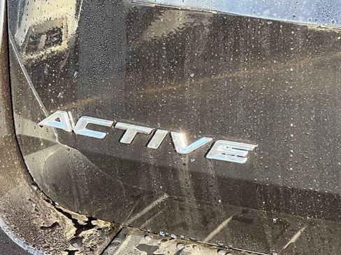 Used 2026 Ford Explorer Active w/ Active Comfort Package image 8