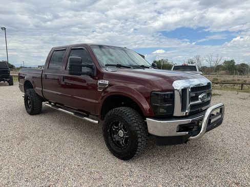 Used 2010 Ford F250 XLT AWD/4WD image 2
