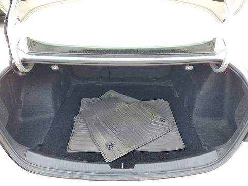 Used 2019 Chevrolet Malibu LT image 7