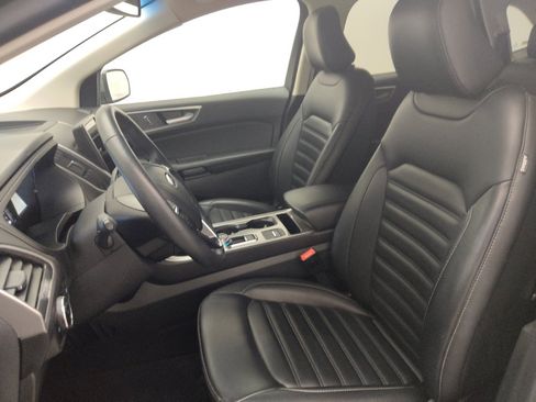 Used 2024 Ford Edge SEL image 17