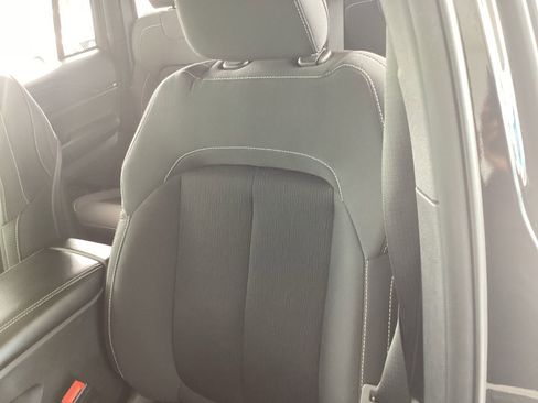 Used 2025 Jeep Grand Cherokee Laredo X w/ Luxury Tech Group I AWD/4WD image 11