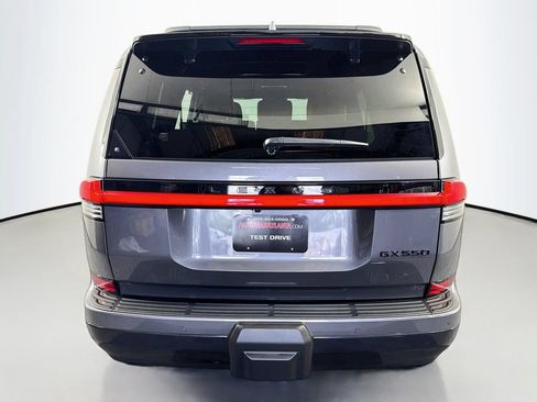 Used 2024 Lexus GX 550 w/ Accessory Package (Z1) AWD/4WD image 5