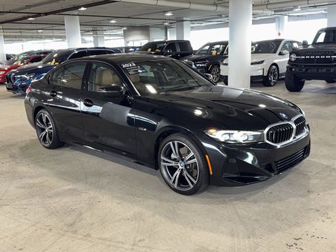 Used 2023 BMW 330e w/ Driving Assistance Package RWD image 1