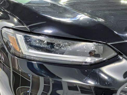 Used 2025 Honda HR-V LX image 12