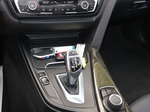 Used 2017 BMW 430i Convertible RWD image 24