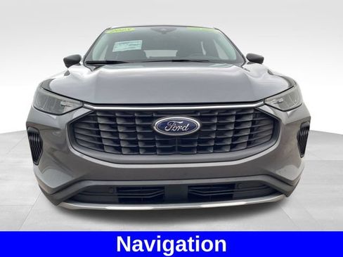 Used 2023 Ford Escape Active w/ Tech Pack #1 AWD/4WD image 8