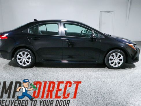 Used 2024 Toyota Corolla LE FWD image 6