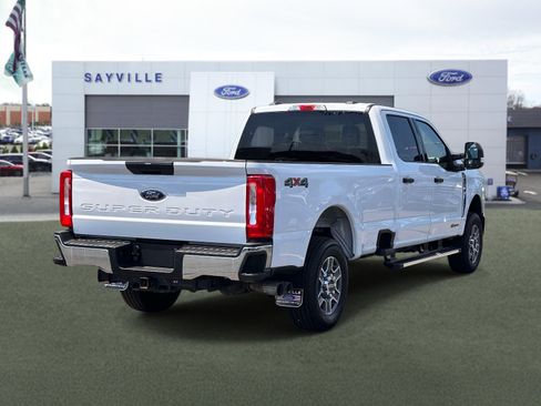 Used 2025 Ford F250 XLT AWD/4WD image 5