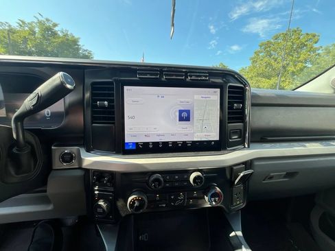 Used 2024 Ford F350 XLT w/ XLT Premium Package AWD/4WD image 12