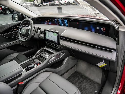 New 2026 Lincoln Nautilus Premier w/ Equipment Group 102A image 18