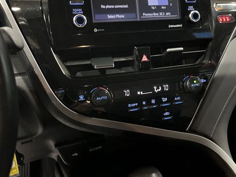 Used 2023 Toyota Camry SE image 22